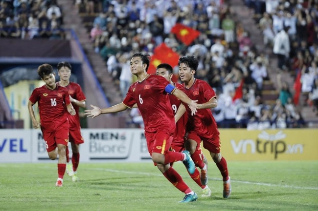 Không lọt lưới bàn nào ở vòng loại, U17 Việt Nam hiên ngang tiến vào vòng chung kết giải châu Á - Ảnh 2.