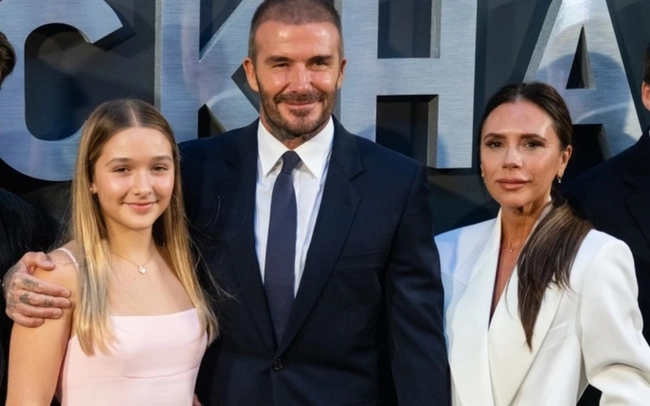 Khám phá cuộc sống của Harper Beckham: Từ con gái của những ngôi sao đến biểu tượng thời trang - Ảnh 5.