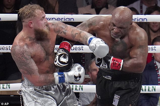 Anh trai của Jake Paul từ chối thách đấu của Mike Tyson bằng tuyên bố phũ 'Ông ấy chỉ muốn tiền' - Ảnh 3.