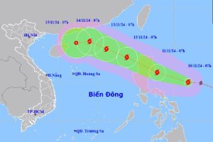 Bão chồng bão, nguy cơ hình thành bão số 8 trên biển Đông - Ảnh 1.