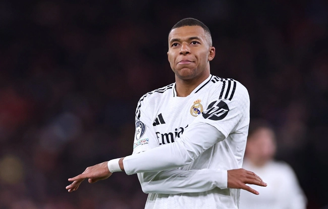 Mbappe hóa tội đồ ở trận thua Liverpool, Real Madrid có nguy cơ bị loại sớm - Ảnh 2.