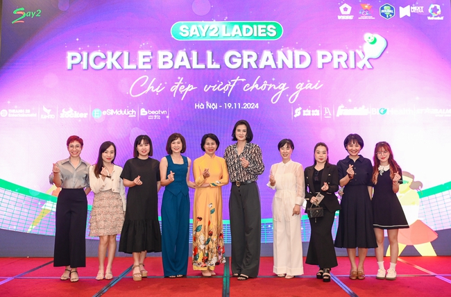 Hoa khôi bóng chuyền Việt Nam tham gia 'Chị đẹp vượt chông gai' phiên bản giải pickleball Say2 Ladies - Ảnh 4.