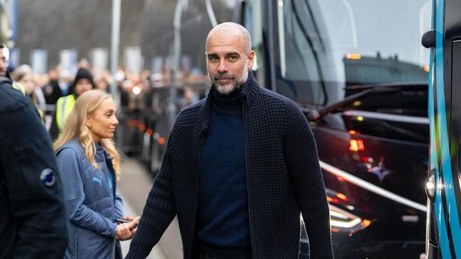 Tin nóng thể thao tối 21/11: Hé lộ điều khoản đặc biệt trong hợp đồng của Guardiola với Man City - Ảnh 1.