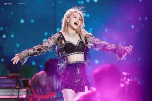 Rose (Blackpink) nối dài kỷ lục trên bảng xếp hạng Billboard - Ảnh 1.