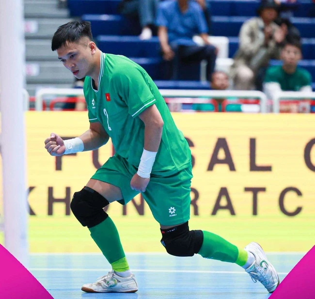 Giải futsal vô địch Đông Nam Á 2024: “Người hùng” mới giúp futsal Việt Nam rộng cửa vào bán kết  - Ảnh 1.