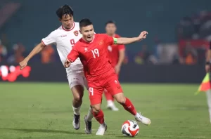 HLV Lê Quốc Vượng: “ASEAN Cup 2024 bước vào hồi gay cấn” - Ảnh 1.