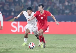 Văn Toàn chấn thương đầu gối, đội tuyển Việt Nam đá bán kết ASEAN Cup tại Việt Trì - Ảnh 1.