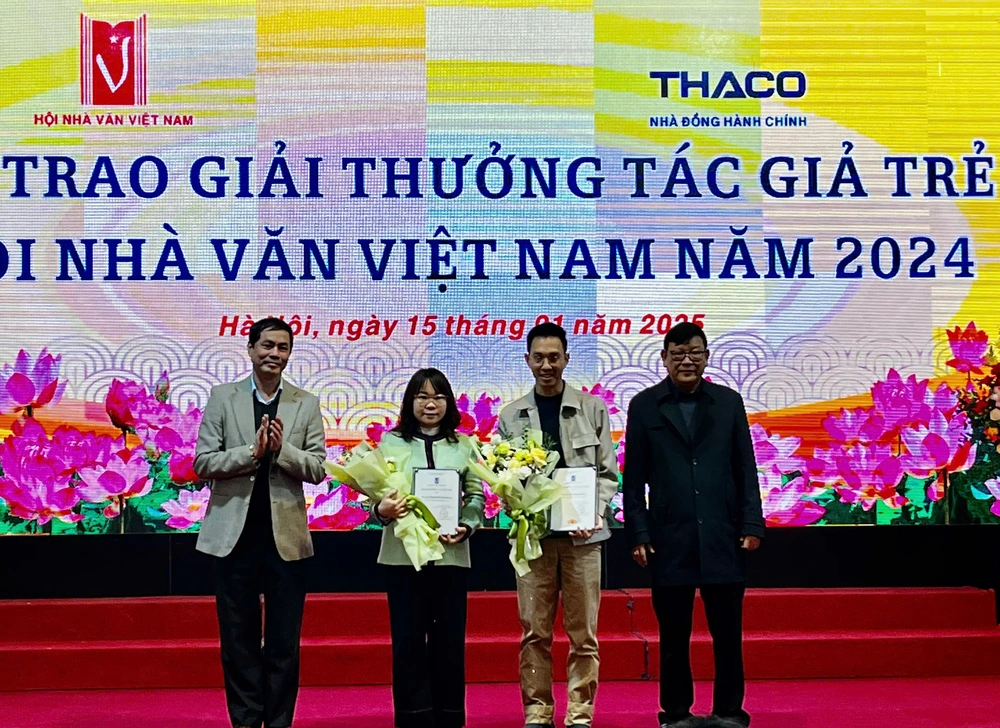 Giải thưởng Hội Nhà văn Việt Nam 2024: Thơ "lên ngôi", văn học dịch tiếp tục bỏ trống - Ảnh 3.